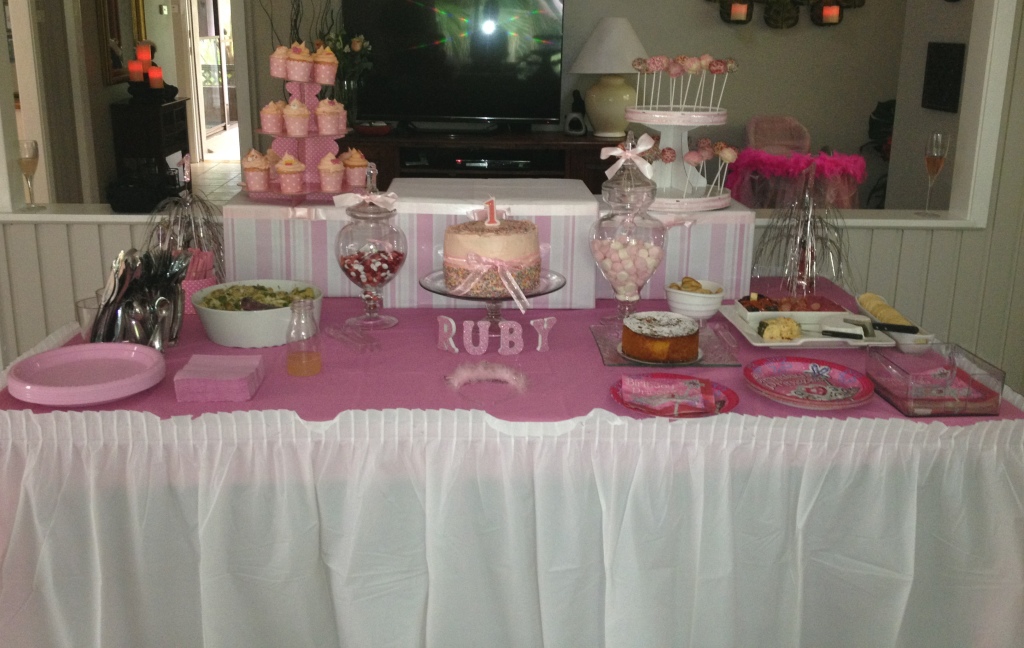 2013 11 03 Ruby's first birthday party (18)